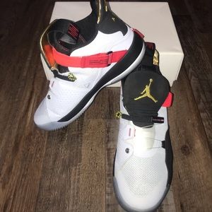 COPY - AIR JORDAN XXXIII (33)
FUTURE FLIGHT Still available